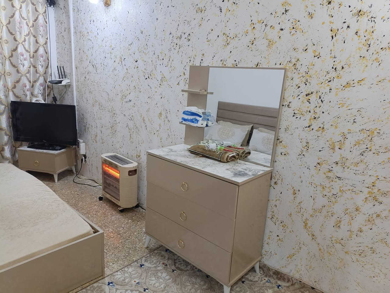 غراض للبيع الاتصال ***********
