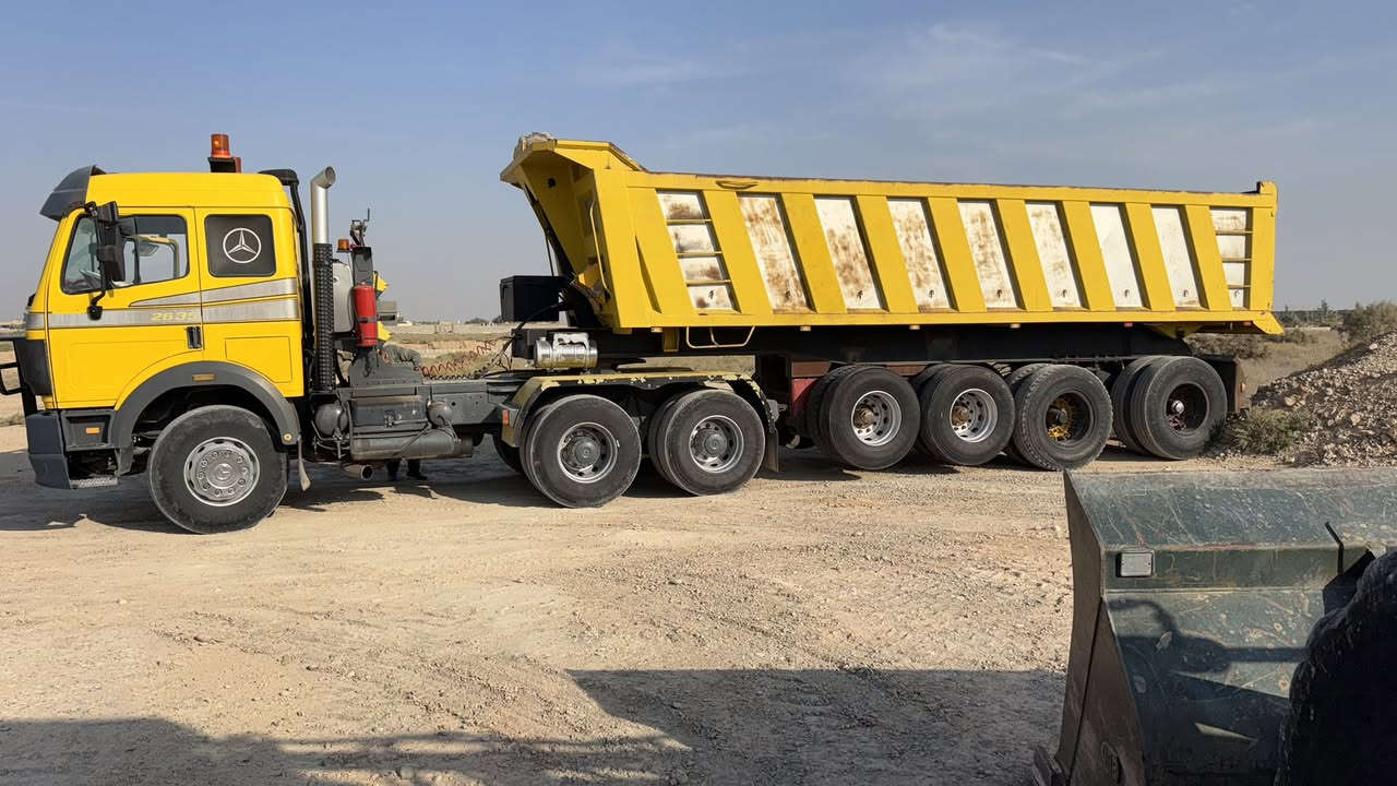 البي  موديل 91 مكينه 35 جديده ستندر. كير 210 دوره 14  مجموعه جي اف. سياره جاهزه تبريد بلادي. وتدفئه بلادي كير كهربائي سيزره كلها ع بلاد مربوطه راس وعربانه قلاب  للبيع  راس وتربانه ‭0770 087 3165‬
