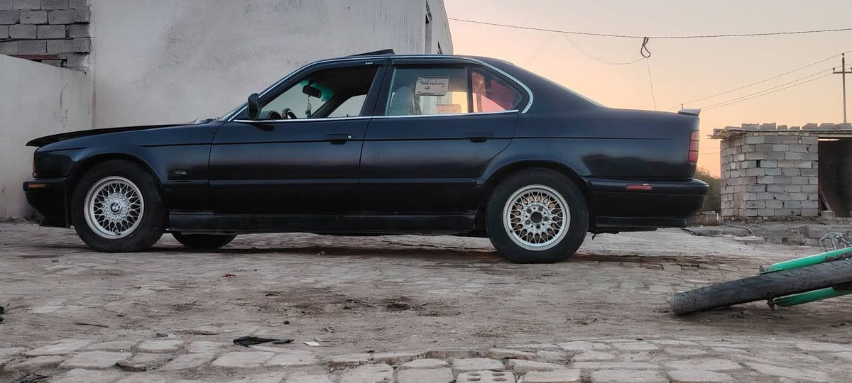 بي ام
للبيع او مراوس رقم انكليزي بسمي
محور ٢ونص نقصهه بس التبريد
السعر 40$ وبيهه مجال
مكاني الناصريه
*********** اتصال أو وتساب
