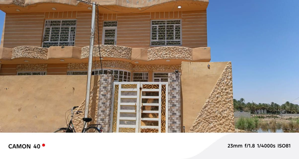 ياالله يتوفر منزل قاطين طابو زراعي سند 25 المساحه 252متر السعر 80مليون وبي مجال أو مراوس بقطعه وجه وتنطي فرق واصل ماء وكهرباء وشارع عريض الخالص الشرقيه بالقرب من بيت الخدران للأستفسار ***********
