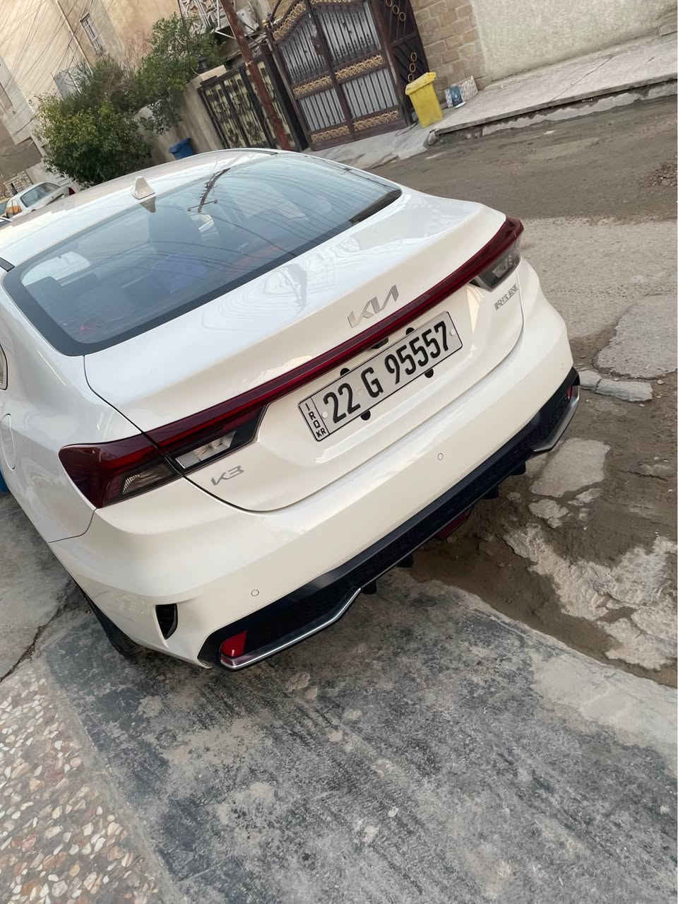 سياره k3 
ماشيه ٣٣ الف ك
مواصفات فول وارد صيني 
محرك بانزين محرك ١٥٠٠ دبل نوزل 
سياره نظيفه كلش. مجرد شخط بلمنشور بلصور  
سياره اربيل باسمي تحويل شوكت متريد 
اي استفسار اتصال على رقم 
*********** 
متوفر رصيد واتس بغداد, العراق
