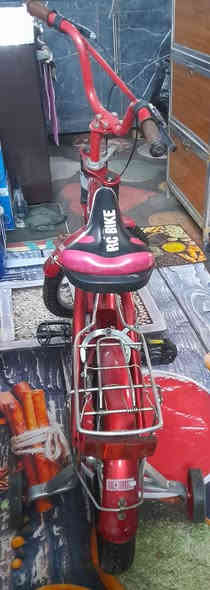 بايسكل اطفال جديد مكان دوره شارع ٦٠ للستفسار ***********
