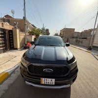 فور رينجر كلين تايتل ٢٠٢٠ سيارة نضيفة و كلين بيها رصعات خفيفة  مكفول و...