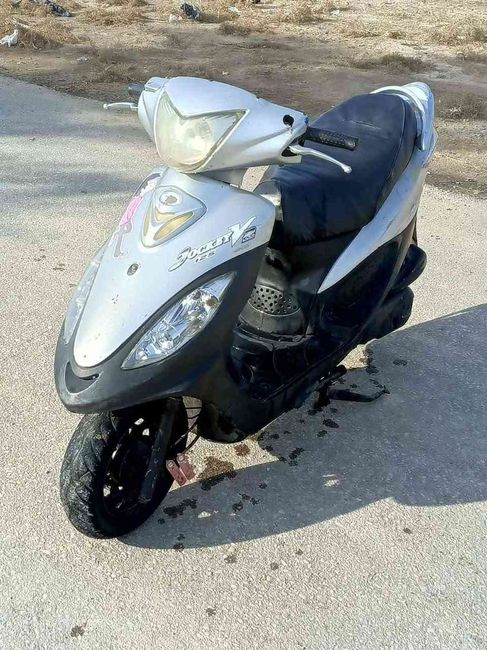 السلام عليكم كامكو للبيع ب 425 نكرة سلف ***********
