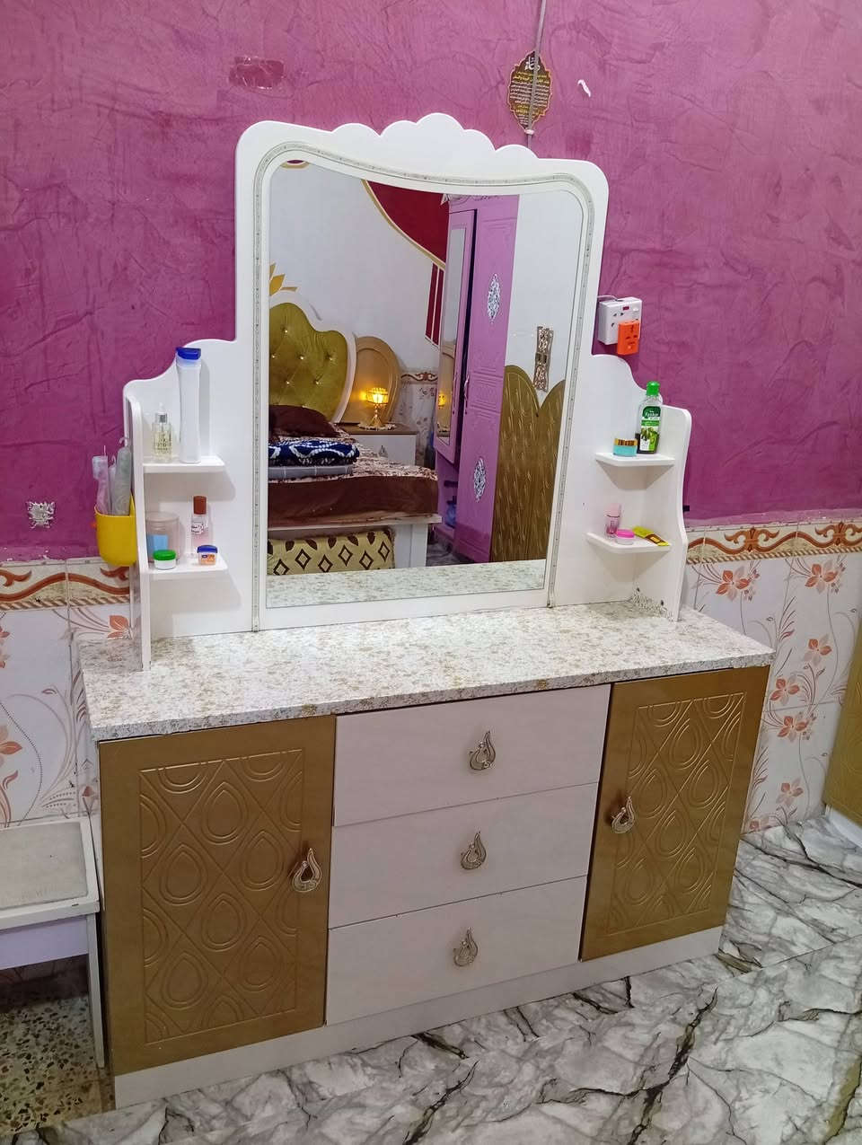 ميز تواليت وميز بلازمه اثنينهن ب 75مكاني بصره حيانيه


**إذا كنت صاحب هذا الإعلان وتريد حذفه لأي سبب، رجاءا أرسل رسالة إلى الدعم الفني**