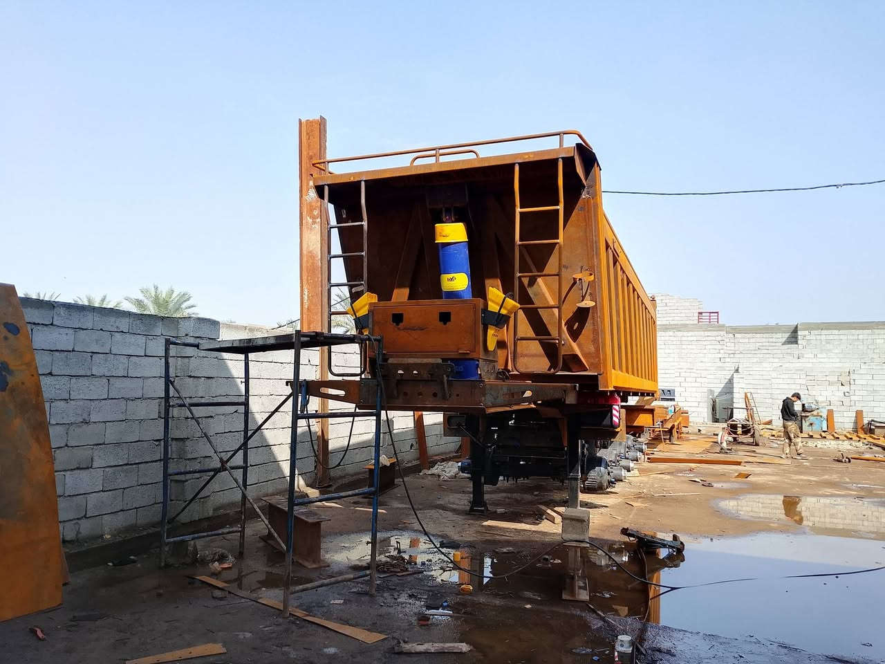 ماك نيسان للبيع ***********
