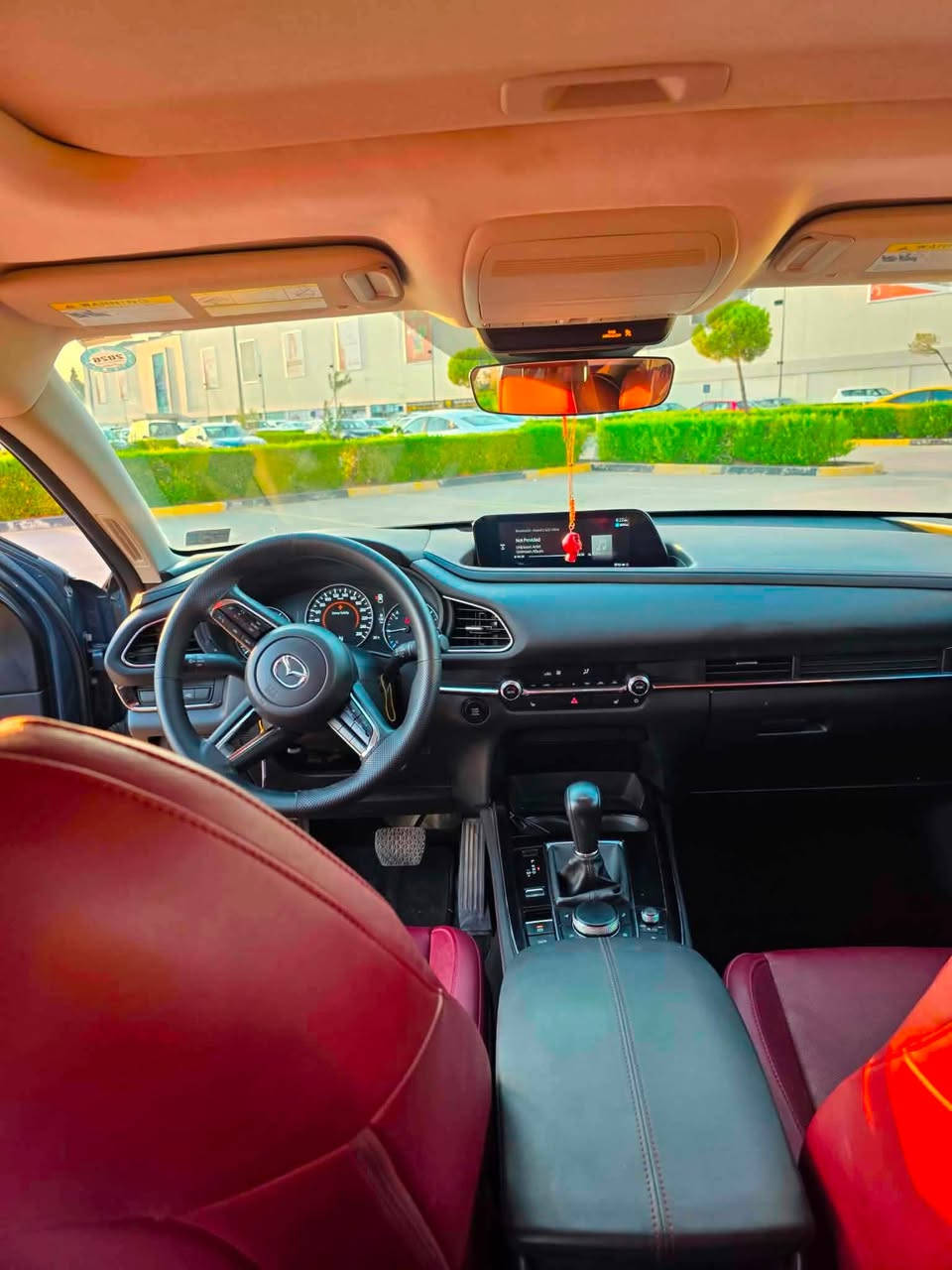 🚗 Mazda CX-30 Model 2024 (نمونە لە پاکی) 🚗
تایبەتمەندییەکان و زانیاری سەیارەکە:
• مۆدێل: 2024
• تایتڵ: کلین تایتڵ (بێ بۆیاخ و بێ ئێرباگ)، تەنها یەک بست PDRی هەیە بێ ئەوەی دیار بێت.
• مۆدێلی مەکینە: 2.5 لتر (بێ تۆربۆ) - مەکینە مەرغوب.
• سیستەمی ڕاگرتن: دەبڵ ئەکسل (AWD).
• ڕووبەری ڕۆشتن: 35 هەزار کیلۆمەتر (زۆر تازەیە).
• مواصفات: فول مواصفات (تەنها داتاشۆ نییە) – ناو سور، شاشە ئەلیکترۆنی، گێڕ ئۆتۆماتیک و عادی، برێک دەست ئەلیکترۆنی، ئەوتۆ هۆڵد، کوشن هیتەر، کامل ڕادار و ڕاداری خەتی جادە.
مەرج و تەندروستی:
• تازە سێرڤسی عامی بۆ کراوە و هیچ مەسرەف و نقوستانییەکی نییە.
• بە شەڕتی گێڕ، مەکینە 
لە کوێیە؟
📍 شوێن: سلێمانی
💰 نرخ: 173 وەرەقە (17,300$) و مامەڵەی تێدایە.
📞 ژمارەی پەیوەندی:
📱 ***********
📱 ***********

للبيع: مازدا Mazda CX-30
 الموديل: 2024
 الحالة: كلين تايتل (عنوان نظيف)، بدون صبغ (بدون طلاء)، إيرباجات سليمة 100%. توجد فقط تعديل عالبارد (PDR) بمقدار شبر واحد بدون أن يظهر نهائياً. السيارة بحالة الوكالة (نموذجية).
 المواصفات: فول مواصفات (عدا الداتا شو/الهيد أپ ديسپلاي).
 المسافة المقطوعة: 35 ألف كيلومتر (جديدة جداً).
 المحرك: المحرك المرغوب 2.5 لتر (بدون توربو)، دفع رباعي (دبل أكسل).
 ناقل الحركة (الغير): أوتوماتيك وعادي (ستيبترونيك).
 المقصورة الداخلية: داخل أحمر.
 الميزات والتقنيات:
 شاشة إلكترونية
 بريك دست (هاندبريك إلكتروني)
 نظام رادار كامل
 رادار تحديد المسار (تحديد الخط)
 نظام Auto Hold
 تدفئة كوشن (تدفئة المقاعد)
 الصيانة: مسروفيات كاملة ومسوى لها سيرفس عام حديثاً، لا تحتاج لأي مصاريف، بشرط الغير والمحرك والشاسي.
 السعر: 173 ورقة (17,300 دولار) وقابل للمُعاملة (التفاوض).
 الموقع: السليمانية.
للتواصل:
***********
***********
