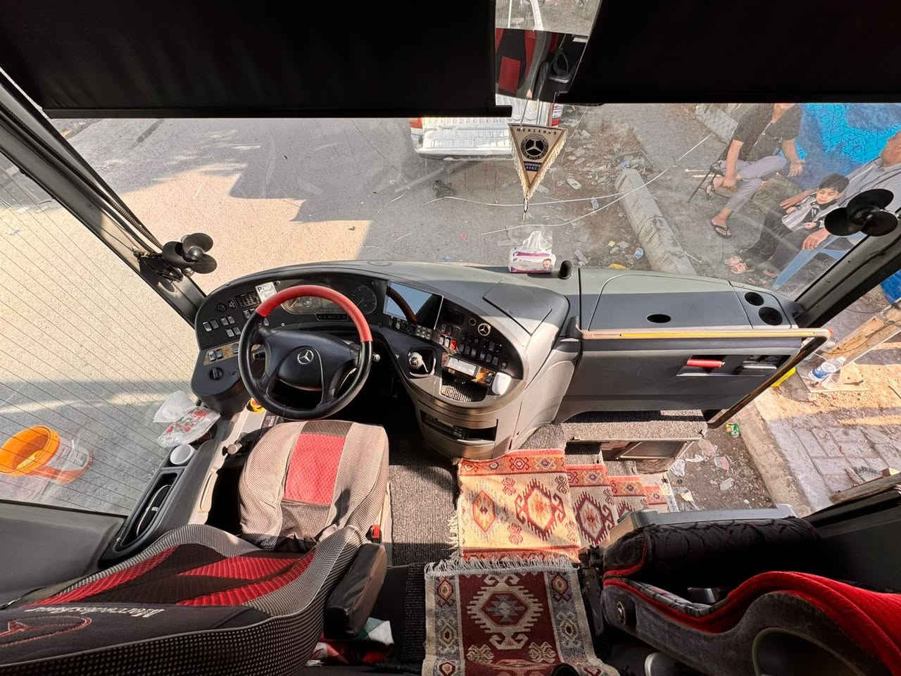 السلام عليكم 
تريفكو للبيع موديل 2007
رقم بغداد واقع حال
تخم تاير
تبريد ابو زعانف
مكينه 8
سياره جهازه وخير من الله
تأمين سعوديه
للاستفسار الاتصال على رقم ***********
