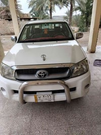 هيلوكس • ٢٠١١ • قير عادي