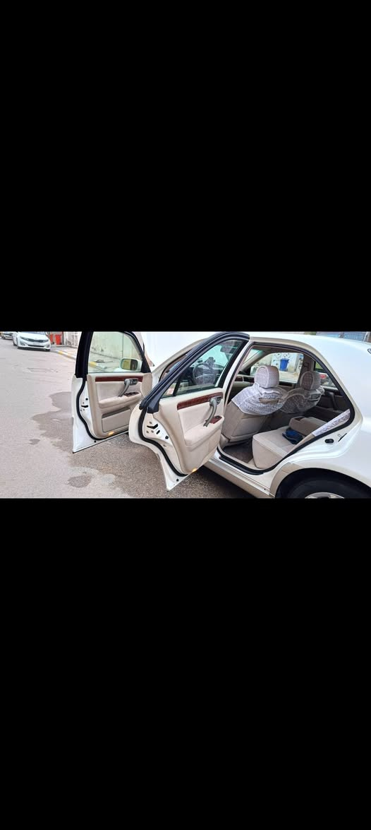 سلام عليكم ملكه 2002 كرستال اصل
دكمتين 
ديفور زغير شاصي71
 (قرار 102بأسمي ذي قار باقي فقط دفع الكمرك) 
ماشيه 100 الف فقط 
مكفوله 
مكان ناصريه ***********
سعر 120
سعر 120
