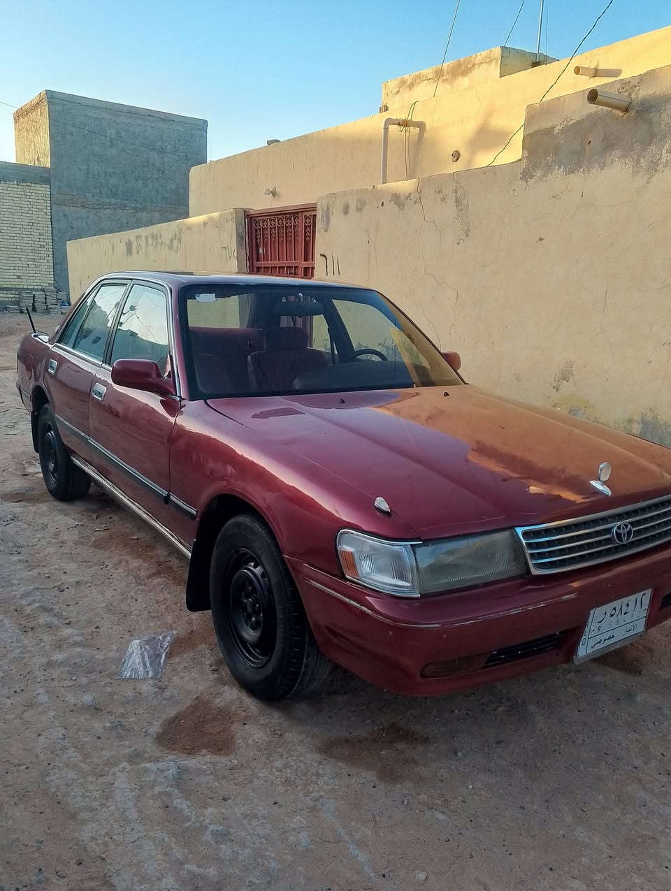 سلام عليكم 
سياره كروسيده مديل 1993 
مكينه وكير وحداديه ودريمات خلفيه جدد 
رقم انبار تحويل ثاني يوم 
مكفوله اصوليات 
السياره تعمير عام كامل 
بيع او مروس حسب القناعه السعر 47 وليه مجال حك الجيه 
مكان السيارة نجف كوفه 
***********
ضياء ابو رتاج
