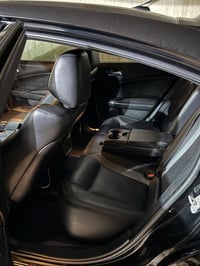 دودج تشارجر • ٢٠١٥ • ١٥٠٠٠٠ كم