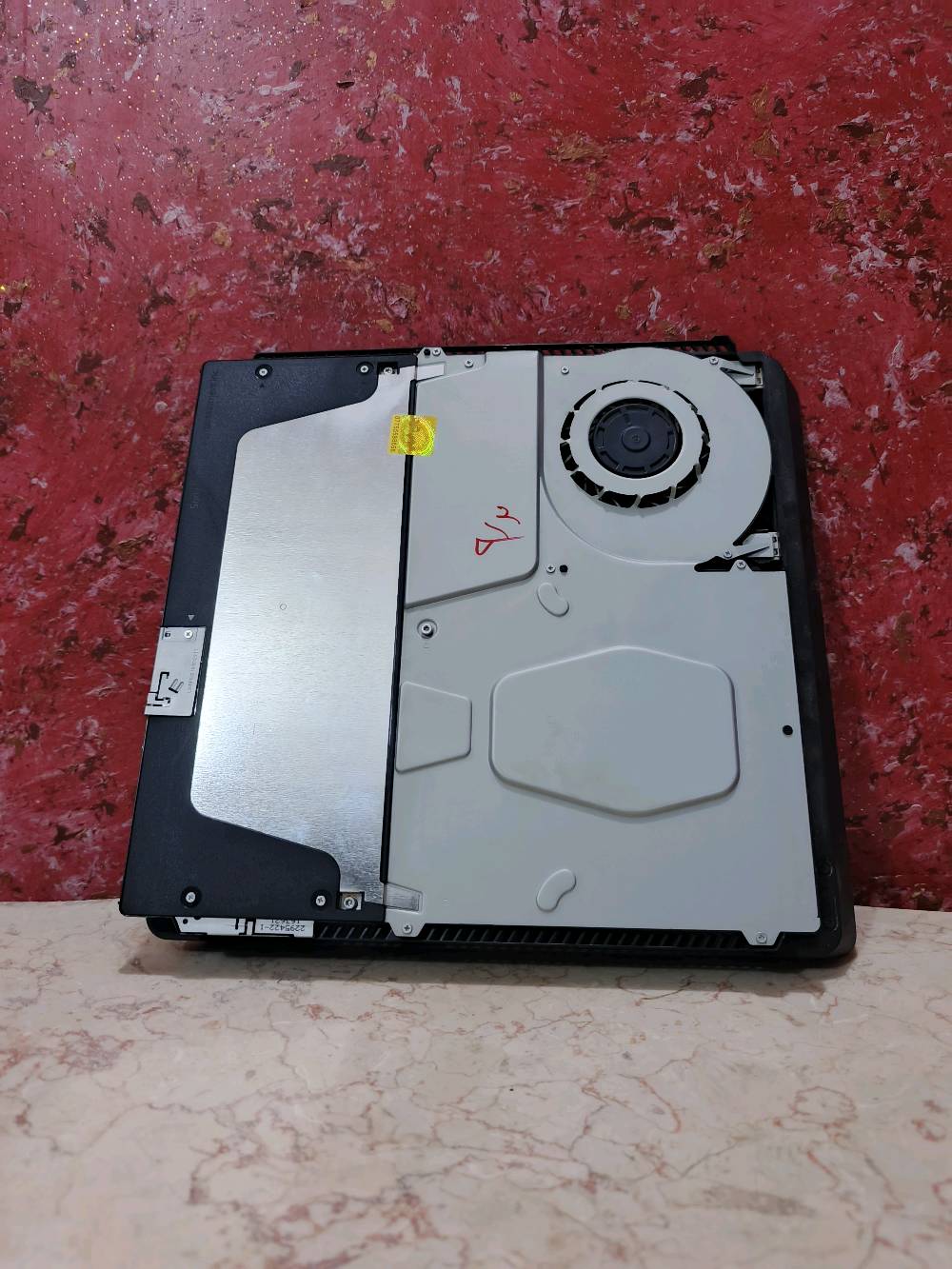 بلي للبيع
بلي فور سلم اونلاين
500 جيجا بايت 
 جهاز نضيف جداً
 لوك ستيكر
لا مفتوح و لا مصلح يجي وياه يدة اصلية  
و قرص لعبة انشارتد 4
السعر 225 
مع كامل الملحقات اسلاك التوصيل 
للتواصل و للاستفسار 
الرقم ***********
و متواجود خاص 
مكاني بغداد الشعب 
و ماعندي توصيل📮