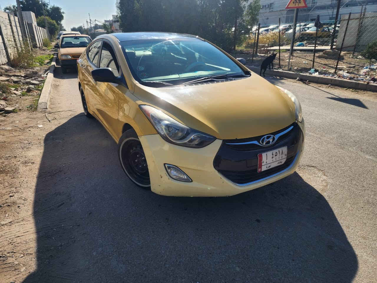 سلام عليكم النترا 2012 وارد امريكي حادثهة فقط دعامية امامية سيارة جديدة جديدة ماشية 100 الف حقيقي مامشتغلة تكسي 
سيارة جاهزة مابيهة نقص منظومة غاز داخل عسلي مدوشم عام 
مكانهة بغداد البلديات 
*********** 
السعر 102 وبيهة مجال بسيط للشراي
