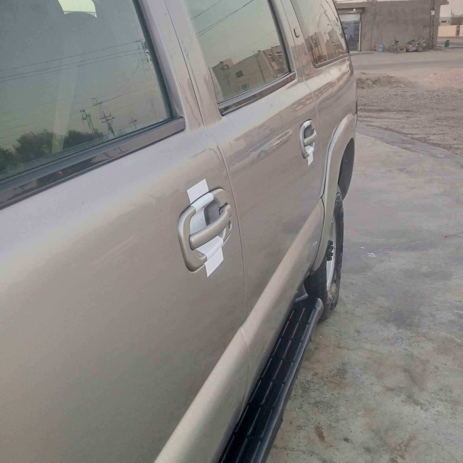 جمسي الفينيه موديل 2002 سياره جديده وكفاله من ضربه فقط مصبغه جماليه تبريد ثلج حداديه جديده  تخم تاير جديد لايت زنون وشاشه رقم بغداد مشروع وطني صولي صولي راعيه موجود يسوي وكال وتحويل عادي سنويه لحد 28 مكان سياره بصره مستعجل على للبيع ب135وبيه مجال شراي يتصل وبا خدمه موجود شريحه وا واتساب ***********
