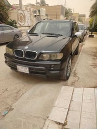 اكس فايف موديل ٢٠٠١ ستة سلندر مكفولة من الصبغ فقط بالبنيد صبغ قليل بيه...
