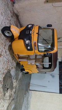 تكتك موديل 2021.مرقمه ونضيفه مفتوحه مره واحده.مكاني بغداد مدينه صدر .س...