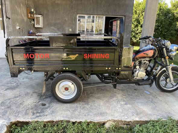 سلام عليكم ستوته مديل 25 للبيع نضيفه كلش مكينه ميتين سعرها مليونين وميه وبيها مجال 2100مكاني ديالى جلولاء ***********
