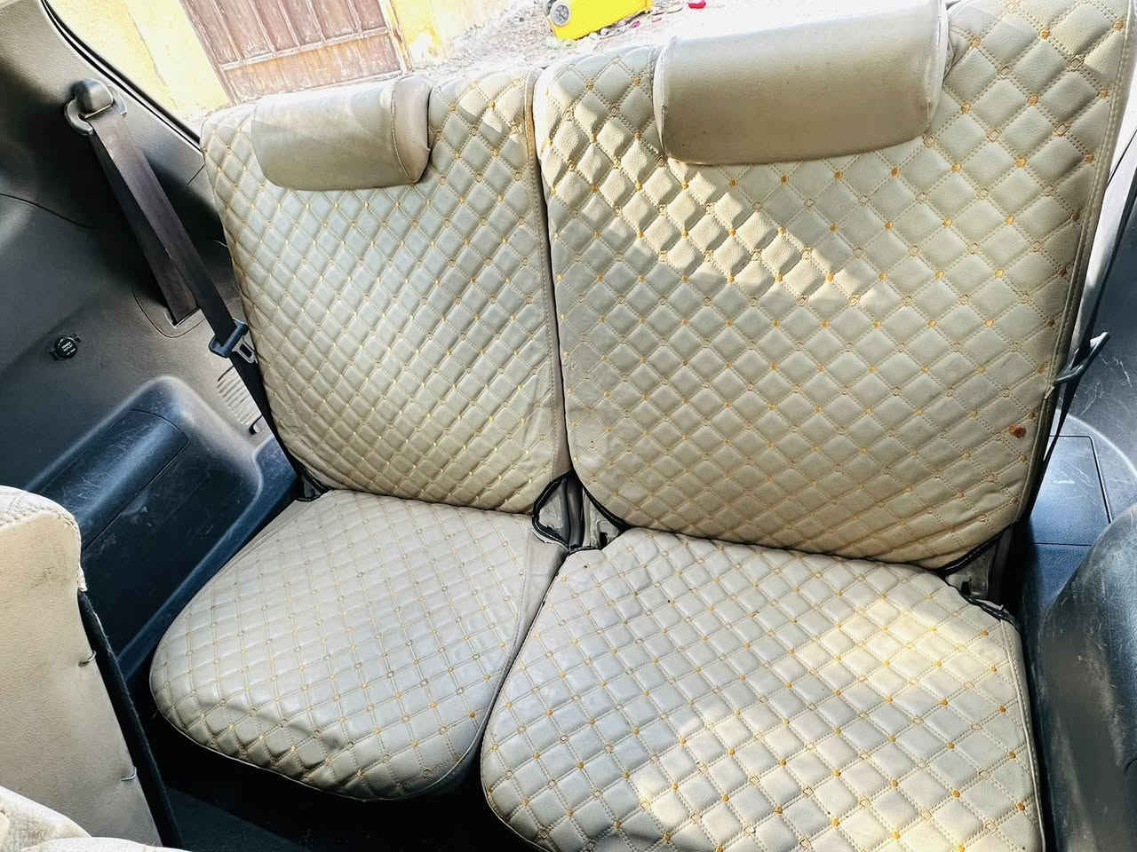 السلام عليكم 
سنتافي للبيع موديل 2012
خليجي سياره مكفوله بيها طخه بالجاملغ الأمامي طخه وليس حادث
محرك 6اسلندر
7راكب
سياره اسويج مو بصمه بدون فتحه 
تحكم استيرن جرس 120يدك
سياره ماشيه 260الف 
سياره مال جناي 
رقم بغداد انكليزي هزه جديده كلشي جديد ابسمي السنويه تسقط 2031
 مكاني بغداد قرب بسمايه
السعر 165وبيها مجال 
رقمي 
***********
متوفر وتساب
