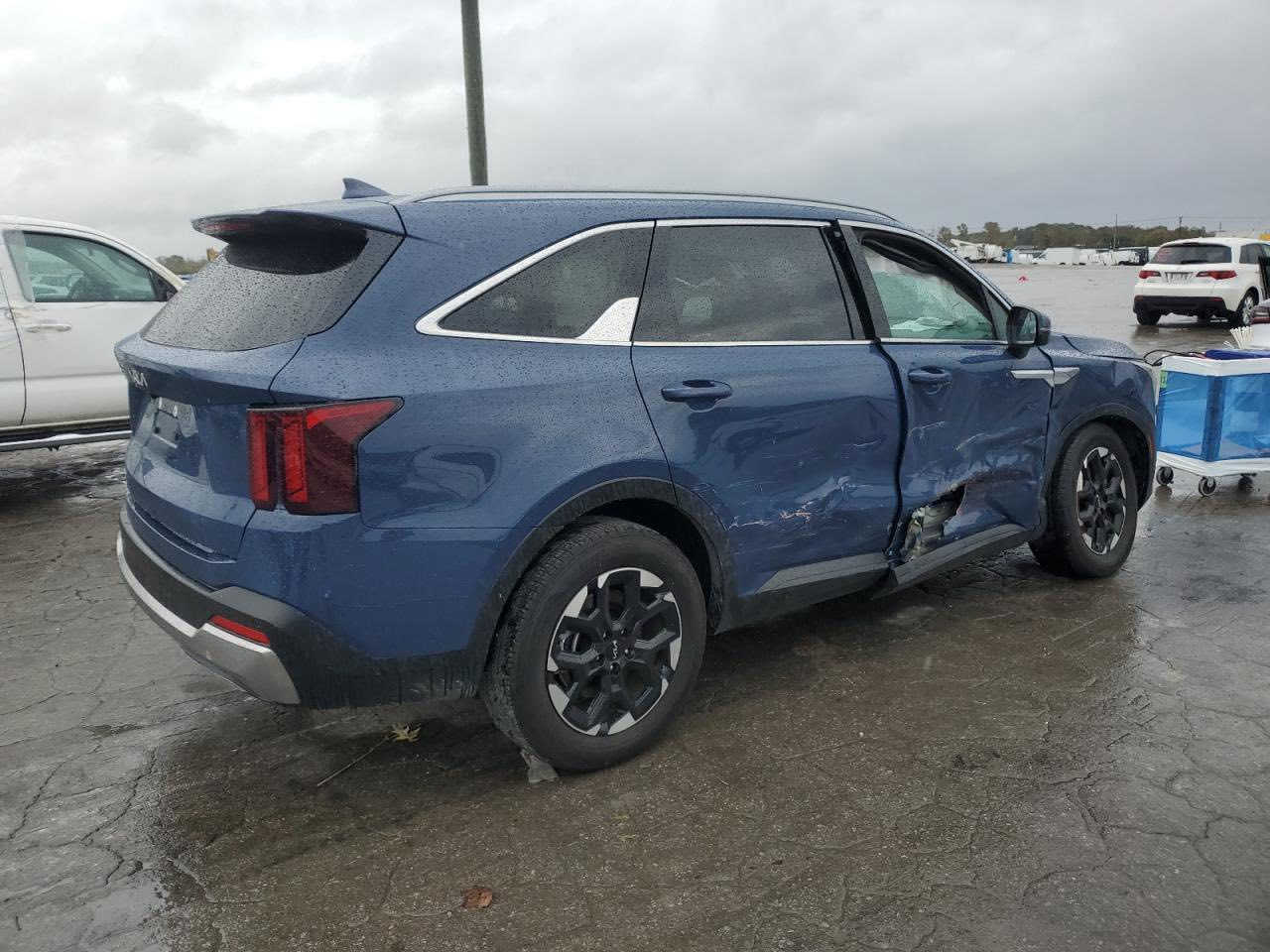 2025 KIA SORENTO S

*********** :📞 
*********** :📞
السعر :  يحدد حسب مزاد
تاريخ المزاد :   1/19 يوم الاثنين  
الضرر : حسب الصور المرفقة 
بيع وشراء كتب شهداء 
شراء سيارات تحت الموديل لمن لديه كتاب ضباط 
لو كتاب دبلوماسي 
بالامكان ادخالها بكتاب ذوي الشهداء باعفاء كمركي مع اعفاء الرقم 

🔺نتكفل بالسيارة لحين وصولها 
🔺اي استفسار مراجعة المكتب 
🔺 اوقات العمل كل ايام الاسبوع من الساعة ال 5 عصراً ماعد يوم السبت و الاحد عطلة المزاد
🔺 عملنا شراء السيارات من المزادات الامريكية والكندية
🔺لدينا تقرير Carfax مجاني لفحص السيارة قبل دخولها المزاد 
🔺 نشحن من جميع الموانئ الامريكية والكندية وبأسعار شحن تنافسية 
🔺نشحن الى دبي و عمان و البصرة و كردستان و تركيا  
🔺لدينا ورشة تصليح في دبي 
🔺لدينا معقب لتخليص السيارات (حرة او معوقين او ذوي الشهداء ) و ايصالها الى الزبائن
📍العنوان : موصل حي الوحدة مقابل معهد صناع الامل 
🔺اوقات الدوام من 4 عصراً وحتى ال11 ليلاً كافة ايام الاسبوع 
☎️ للاستفسار الاتصال على الرقم
م.علاء ابو فهد 
 
*********** :📞 
*********** :📞 ￼
