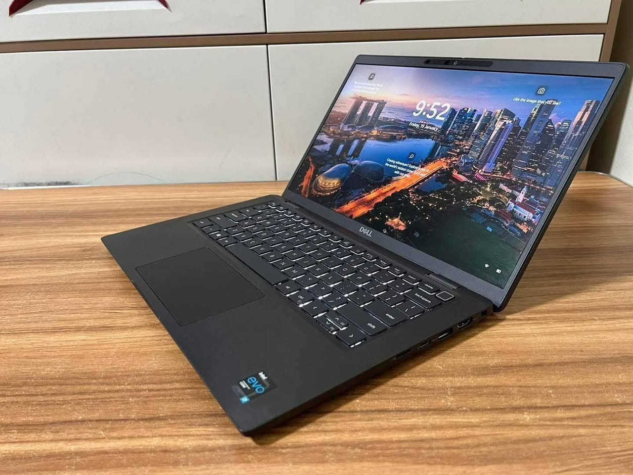 Dell 5580
كور i5 الجيل 11
رام 8 هارد 256ssd
حجم الشاشة 14
السعر 335 الف مع التوصيل
سعر ثابت


**إذا كنت صاحب هذا الإعلان وتريد حذفه لأي سبب، رجاءا أرسل رسالة إلى الدعم الفني**