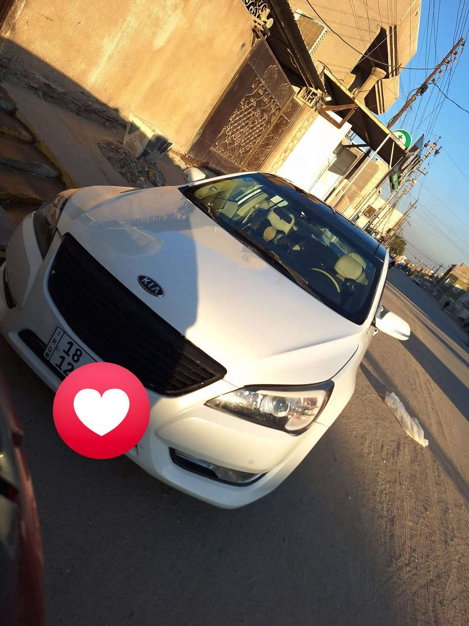 🔥 للبيع كيا كادينزا 2011 خليجي – فرصة ما تتعوّض 🔥
السلام عليكم
متوفر سيارة كيا كادينزا موديل 2011 خليجي نظيفة ومرتبة، استخدام شخصي وجاهزة للفحص والمعاينة.
🔹 المواصفات الكاملة:
فول مواصفات
تحكم استيرن
شاشة وكالة
كشنات كهرباء
مرايا شفط
تبريد قطعتين (أمامي + خلفي)
برّادة خلفية بتحكم من جهة السائق
بصمات بالبوب
بلرومة
اللون: أبيض لؤلؤي
🔹 الحالة:
جامِلِغ يمين ويسار فقط 
ضبغ حزام للجمالية فقط
متوفر صور 📷 قبل الضبغ وحادث 
السيارة ما بيها أي نقص، كلشي شغّال 100%
🔹 معلومات:
رقم السيارة: حلة / 19
سنوية جديدة
العنوان: بغداد – حي الجهاد
💰 السعر: 90$ قابل للتفاهم للجادين
📞 رقم الاتصال: ***********
