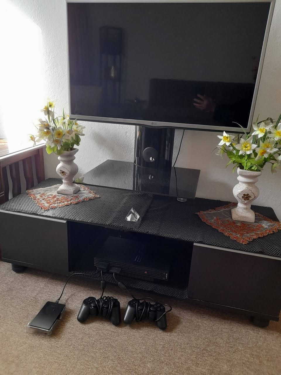 تلفزيون حجم ٣٢ LG ٧٥ الف ومجال +ميز تلفزيون ٢٥الف ومجال+ جهاز بلي ستيشن 2 مع هارد خارجي مليان العاب ٧٠ الف ومجال اذا الكل بيها مجال كثير نظاف جدا 
داخل دهوك


**إذا كنت صاحب هذا الإعلان وتريد حذفه لأي سبب، رجاءا أرسل رسالة إلى الدعم الفني**