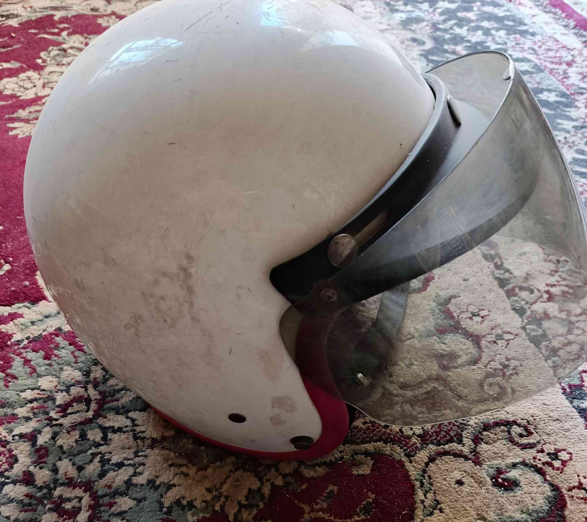 غراض للبيع داينمو مع خوذه.. السعر قيم واخذ


**إذا كنت صاحب هذا الإعلان وتريد حذفه لأي سبب، رجاءا أرسل رسالة إلى الدعم الفني**