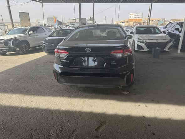 سلام عليكم عندي كورلا موديل 2025 هايبرد وارد امريكا حادث بنيد الحادث صطحي مرقم بغداد سياره ماشيه 3000 السعر 143 وبيهه مجال قليل ماكو هيج سعر ابد بكل العراق الاستفسار على رقم ***********
