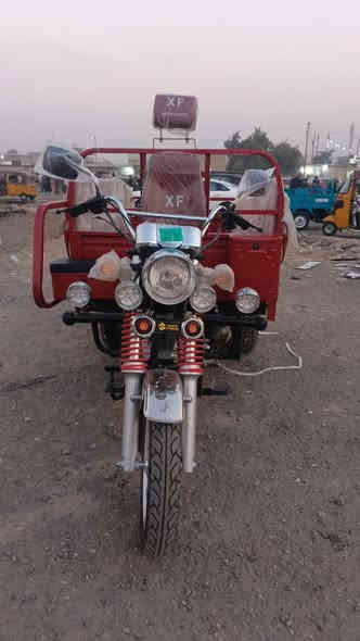 دراجه زيرو كفاله عامه تترقم صار يومين من نازله سعر تلاثه وميه وبيهة مجال الشراي *********** المكان المدين الصدر
