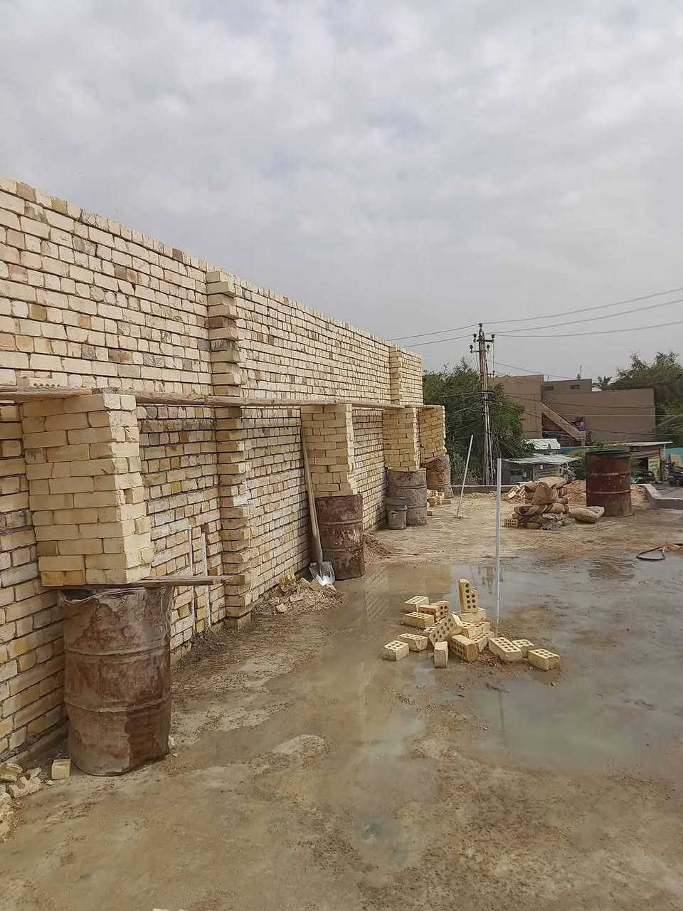 السلام عليكم خلفه بناء درجة اولى التزام بالموعد شغل نضيف استلام مهندس مكاني بغداد متفرغ ***********

