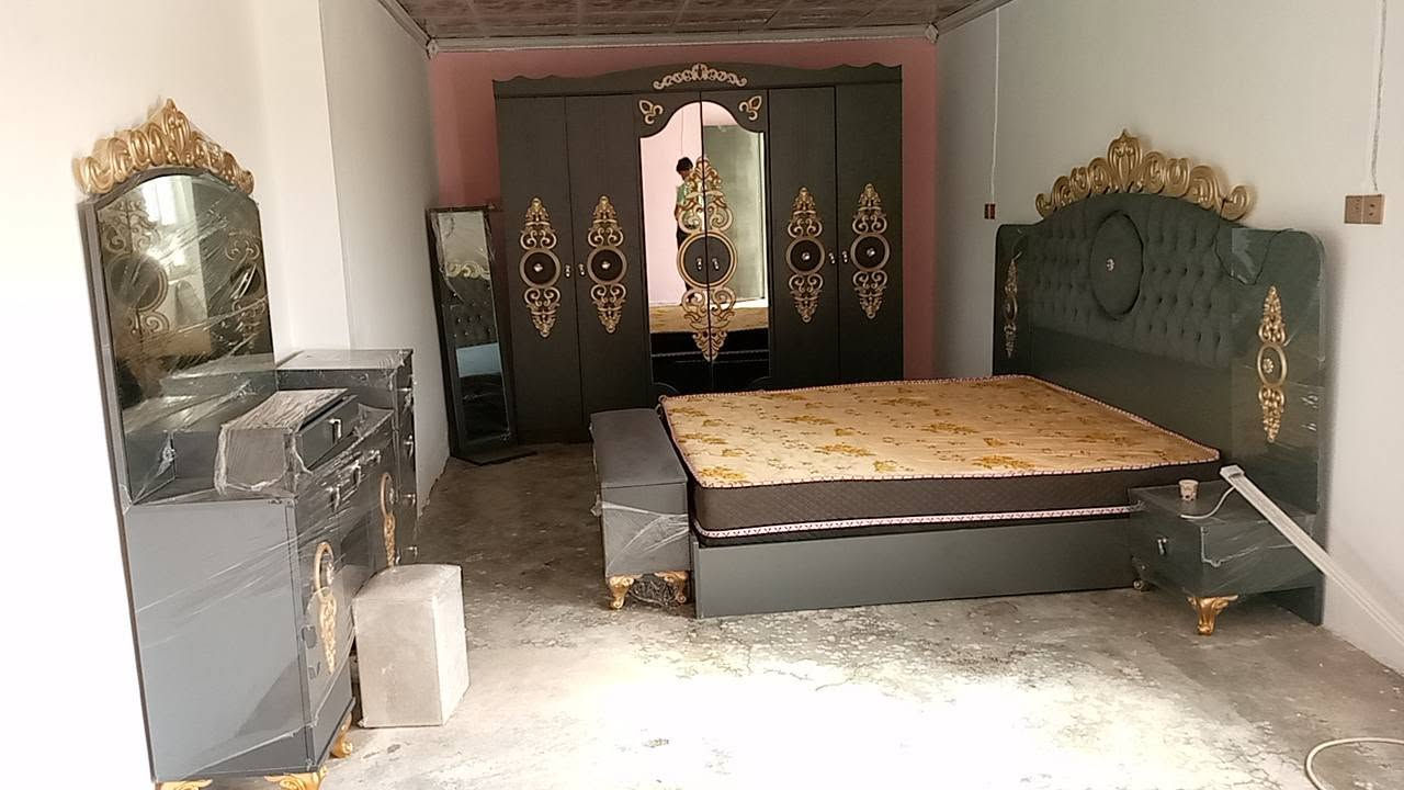 السلام عليكم ورحمه وبركاته من رخصة الادمن غرفه للبيع مال نوم جديده بل لا يلون
مكاني كركوك السعر خابرني على الرقم أو واتساب***********
