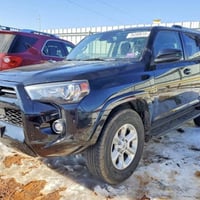 تويوتا 4رانر SR5 • ٢٠٢٤ • ٢٩ ألف ميل