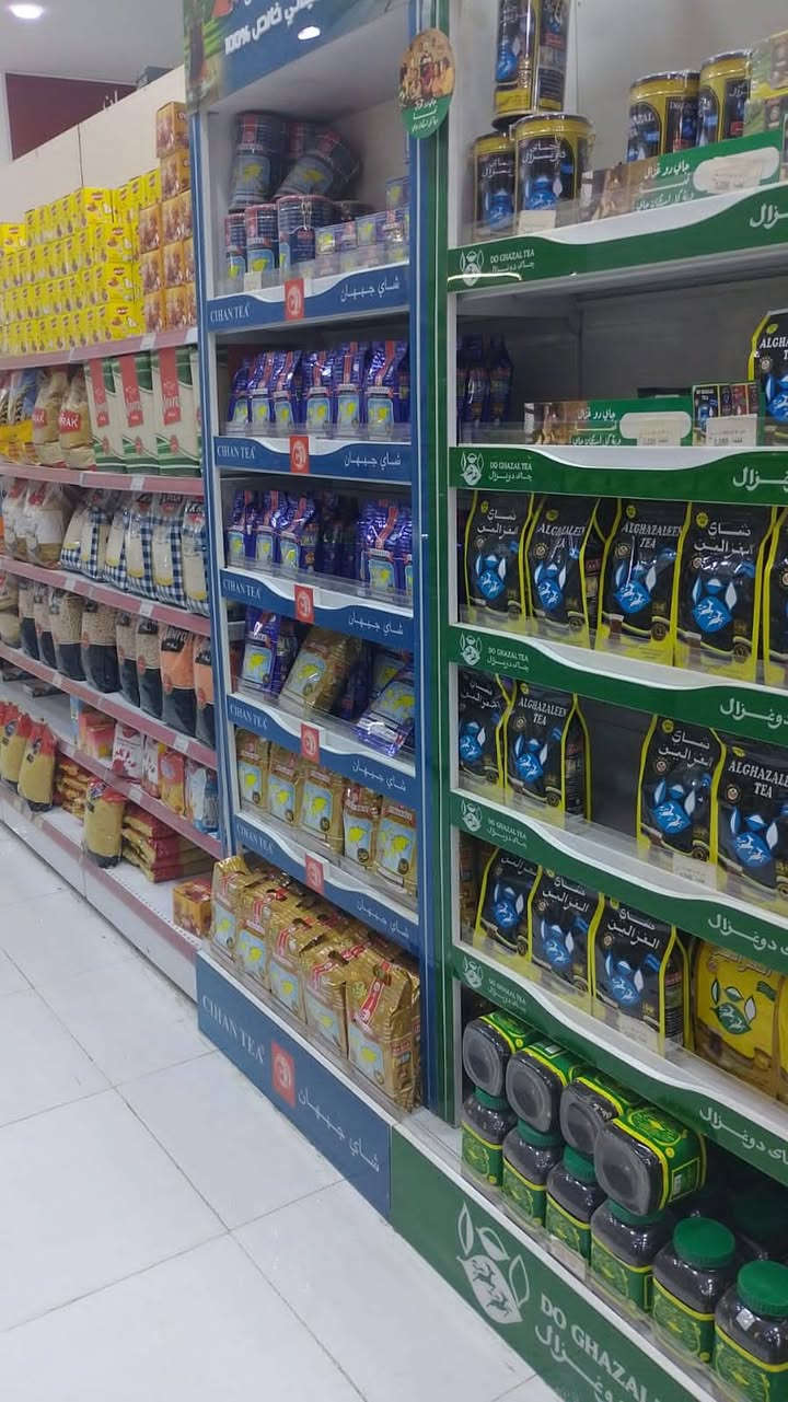 ماركت للبيع لعدم التفرغ  ( نمبر وان )
مبردات عاصف عدد 3 
عدد البرادات 3 كبير ١٠ باب 
  عدد المجمدات 10
مولدة كاتم 70 كيفي 
كاشير عدد 2

للتواصل ***********
***********
