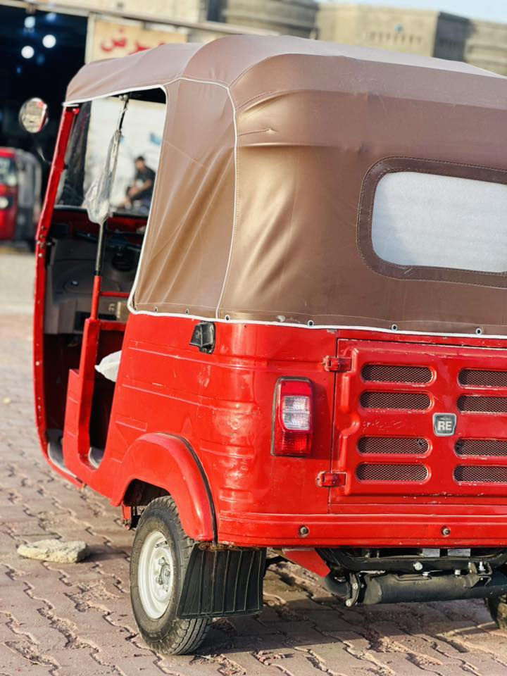 سلام عليكم لبيع ١٩شهر٦وكيله شاكر تكتك مالت عيشه كشره مكفوله بيه طخات قليله سعر٤٧٠٠ وبيه مجال شراي ينتصل***********
