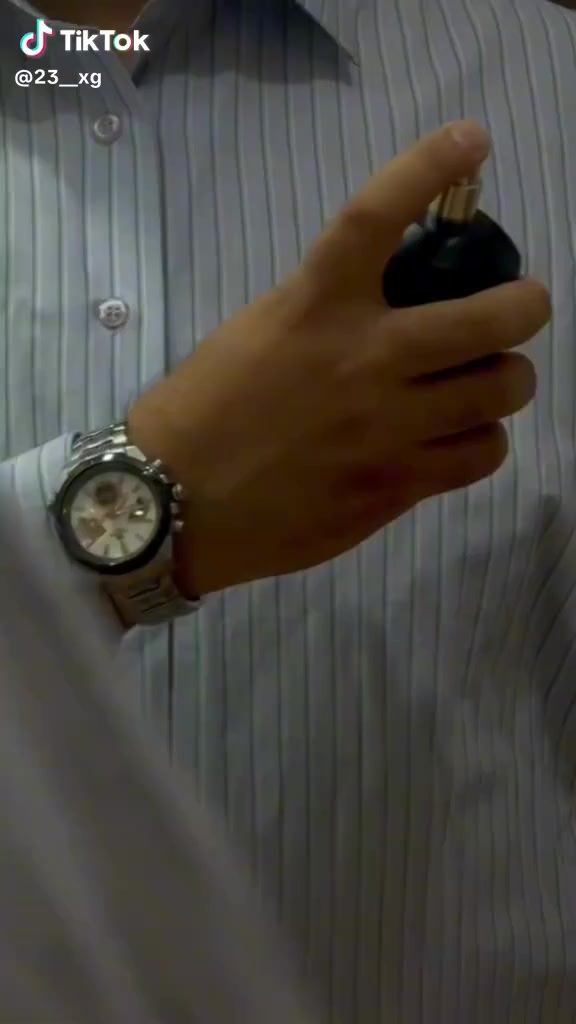 لماذا لا نبدأ يومنا بعطر خاص؟
عطر MONTEVERDE ليدورا بمجموعة عطریة شرقية وبالباتشولي ،رائحة دافئة ومرة تحظى بشعبية بين الرجال والنساء.
تتکون نوتات  القمة ،الوسط والقاعدة لهذا العطر من الباتشولي ، وبعد استخدامه مباشرة ستلاحظ أنه مميز ومختلف.
اودي برفیوم MONTEVERDE عطر ذو جودة عالية ودوام عالي.

معاً علی درب النجاح


**إذا كنت صاحب هذا الإعلان وتريد حذفه لأي سبب، رجاءا أرسل رسالة إلى الدعم الفني**