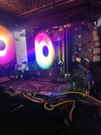 rx580 8 gb 2048sp Core i7 8700 16 gb ram ddr4 2400 500w psw 256 ssd 75...