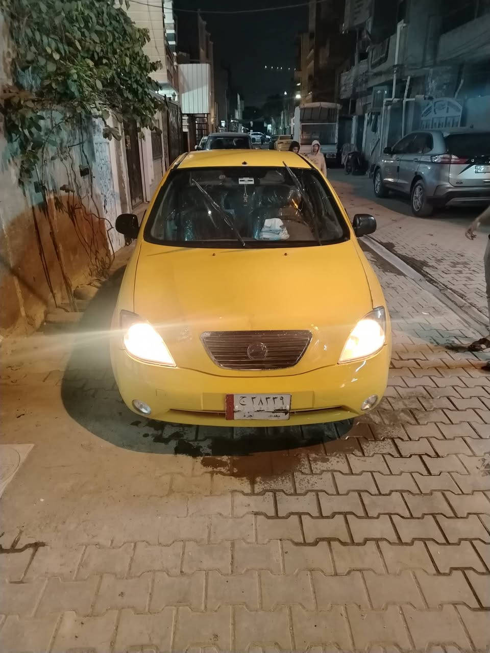 السلام عليكم...  مرخصت الادمن سياره طيبه رقم بغداد  موديل 2015.. سياره كفاله باستثناء نص جاملغ خلفي صبغ.. سعرها ٣٦ وبيها مجال للطيبين. مكاني بغداد الاعضميه.. رقم الهاتف و  الواتس.. ***********.
