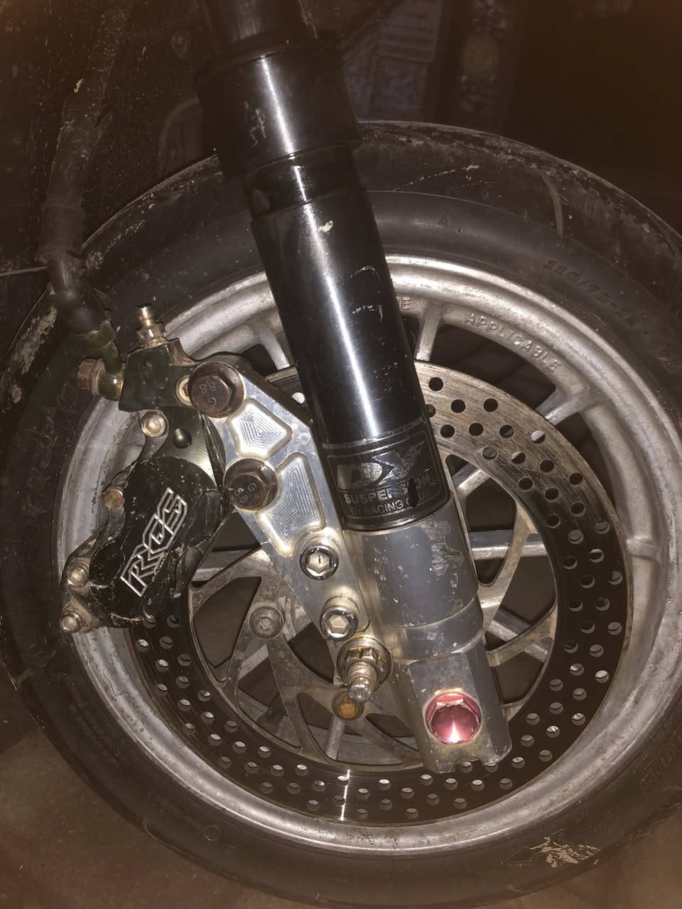 السلام عليكم صدر دي واي وفج ارجي اس وفلنجة ودبلات خلفيه ار جي اس سود مكفولات من طسه ونضوح مكاني بغداد ***********
