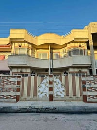 دار للبيع  بموقع وسعر مميزمناااااااسب جداً  حي الوحدة مقابيل كلية الحد...