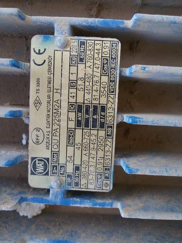 مضخات عدد ٢ جديدة وغير مستخدمة سوء خزن وعليها الاتربة للبيع الرمادي شارع ٤٠ هاتف *********** السعر ١٢ ورقة ونص
