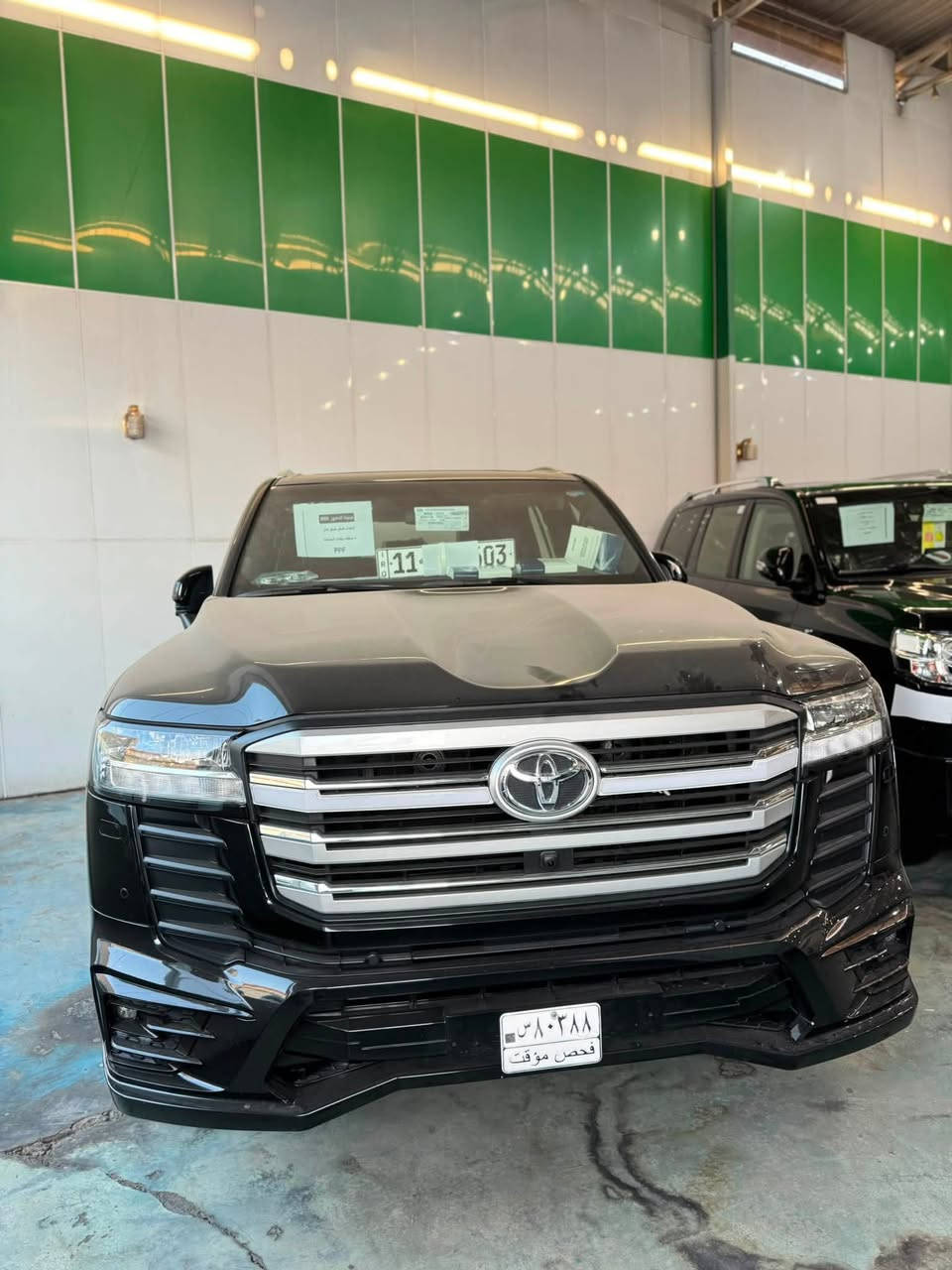 السلام عليكم للبيع لاندكروز 2025 بريم زيروو  فئه. GXR LIMITED.  رقم   بغداد باسمي  للاستفسار اتصل وتدلل ***********  مكاني البياع
