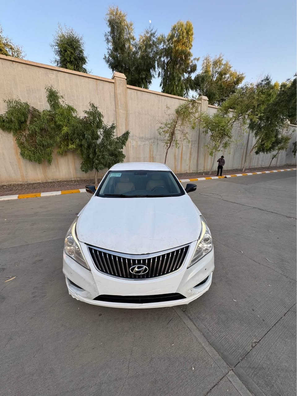 Honda Azira 
بێ رەقەم دوبەی بدون رقم دبی
مۆدیل ٢٠١٣
ساغ ساغ بێ موس بێ براوە 
دەبڵ گێر تۆماتیک عادی سپۆرت 
تەبرید سارد گەرم 
ناو خەنەی کوشن نیو جلد 
٣ پەردە بیلاد 
ڤۆلیۆم تحدید سرعە سیستم سیری 
سەیارەیەکی پاک و جوانە وەک بۆیاخ بۆیاخ عامە مەعجونی هەیە بەس موس و براوە بەشەرت 
گێر و مەکینە و کارەبایەتی هەموی مەزبوتە 
نرخی ٥٢ وەرەقەیە و کەمێک مامەڵەی تێدایە گۆرینەوەش دەکەم بە شتێک بە دڵم بێ 
ناونیشان هەولێر 
ژم*********** أربيل, العراق
