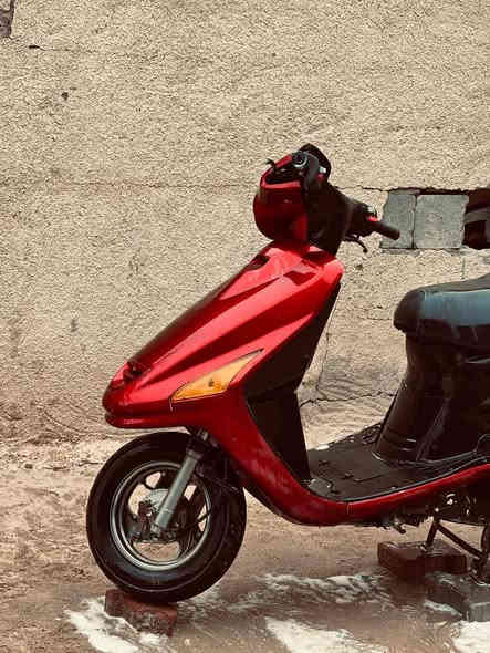 سلام عليكم دراجة فراشة فحل البيع نضيفة مكينة مامفتوحة كهربائيات شغالة سلف هندر شغال  تجي وتفحص بيدك االعنوان الرميلة الشمالية الرقم *********** السعر 650 وبيهة مجال
