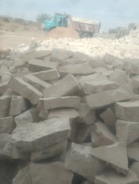 حجر للبيع 07823877813