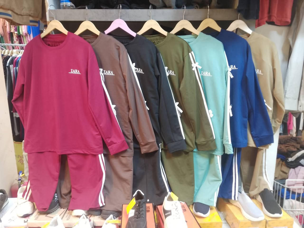 سلسبيل مول 🤗 كل ماجد جديد وبانسب الأسعار 😎 ملاحظة بمناسبة حلول شهر رمضان المبارك التوصيل على جميع المنتجات داخل سلسبيل مول إلى قضاء بلد الحبيبه مجاني طيلة الشهر الفضيل والتوصيل إلى جميع محافظات عراقنا الغالي فقط 3 الف طيلة شهر رمضان المبارك 😇لطلب اي من المنتجات مراسلة الصفحة او الاتصال على *********** يتوفر واتس اب 😎 الكل يستاهل
