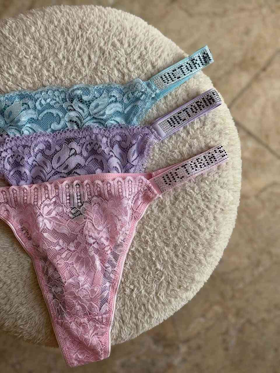 ✨ جديدنا وصل وبقوة ✨

تألقي بأنوثة ناعمة ولمسة فخامة مع تشكيلة الثونغ الدانتيل الرائعة 💕
تصميم أنيق بقماش دانتيل ناعم ومريح، مع حزام مطاطي مرصّع بعبارة ✨ SECRET ✨ ليضيف لمسة جذابة ومميزة.

🌸 ألوان متعددة تناسب كل الأذواق
🌸 خامة ناعمة ومرنة
🌸 مريحة وثابتة طوال اليوم
الكمية محدودة 🔥
للطلب والاستفسار راسلينا خاص �

#العروض #اسعارمناسبه #بسمايه_مول_بسمايه_اكسبلور🌚🦋💞 #بغداد_العراق🇮🇶 #مشاهير_تيك_توك_مشاهير_العرب  #بسماية


**إذا كنت صاحب هذا الإعلان وتريد حذفه لأي سبب، رجاءا أرسل رسالة إلى الدعم الفني**