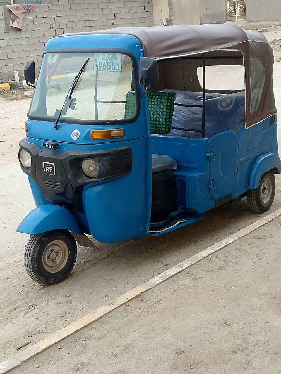 سلام عليكم
تكتك 21 
رقم بصره  نكليزي تحويل ثاني يوم
سعرها ب٦٣٠٠ وبيها مجال 
مكاني ذي قار قضاء النصر  
‏‪***********‬‏
