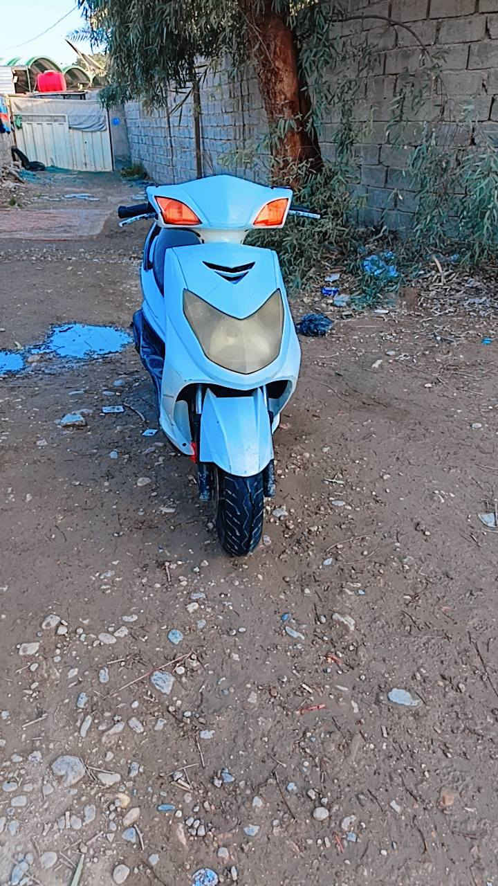 سلام عليكم دراجه سكنز فحل كلشي مناقصهه لمكينه ما مفتوحه بس لشراي يدخل لتعبني لعنوان الحرية دولعي رقم ***********بي واتساب
