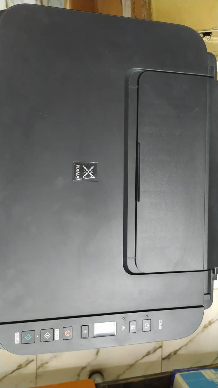 طابعه كانون 2410 مستعمل 4 اشهر فقط نضيفه كلش كامله مع ملحقاتها للاستفسار مراسله او اتصال علئ الواتساب  ***********
